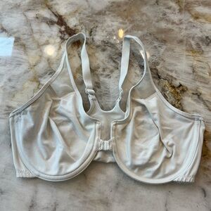 Wacoal White Underwire Full-Coverage Bra